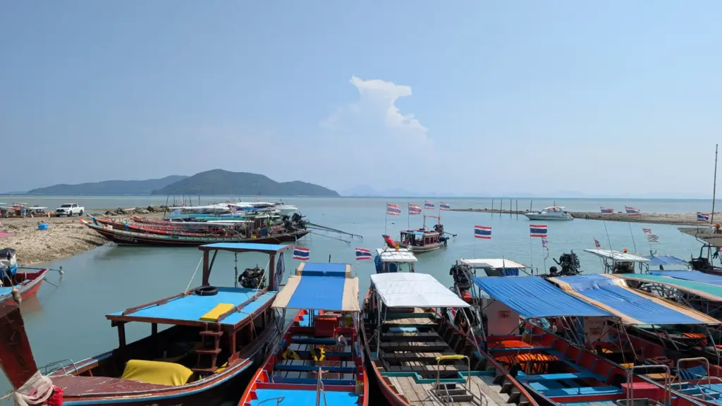 Thong Krut Pier, Koh Samui, 18.04.2026, Thailand
