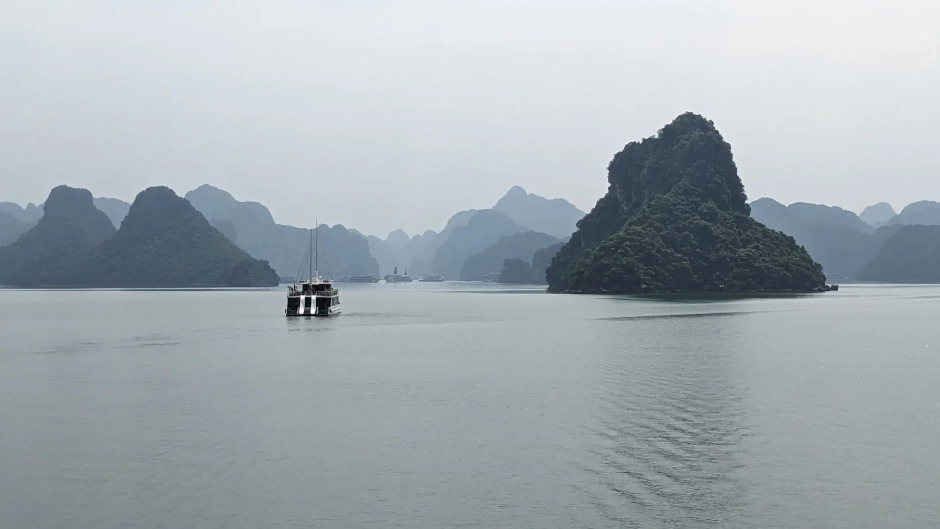 Halong Bay, 16.10.2023