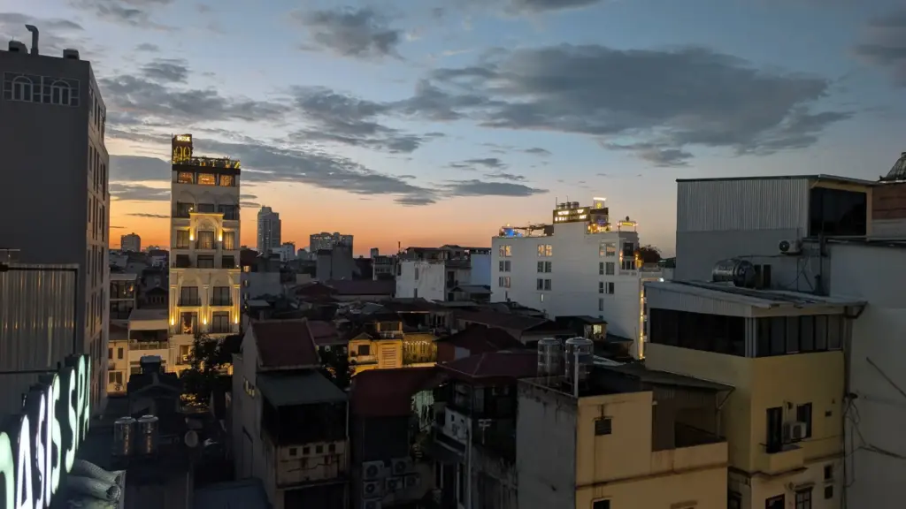 Family Suites, 22.06.2026, Hanoi