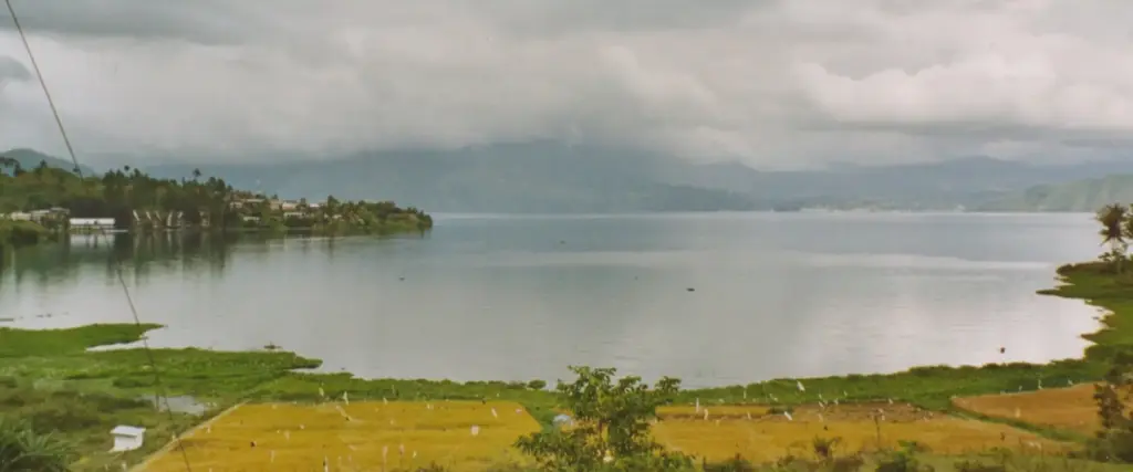 Samosir Island, Lake Toba, Sumatra, 07.12.2003