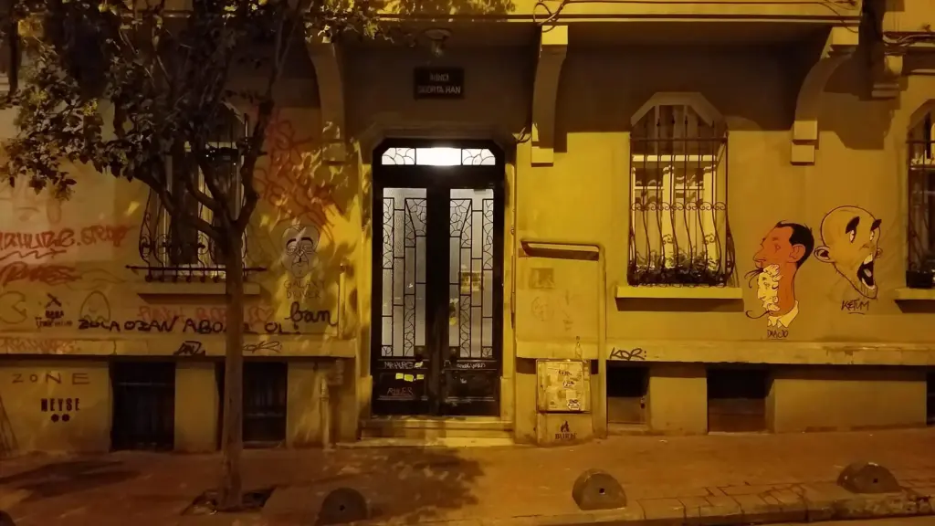 Bakraç Sk. No. 1, Cihangir Oktober 2018