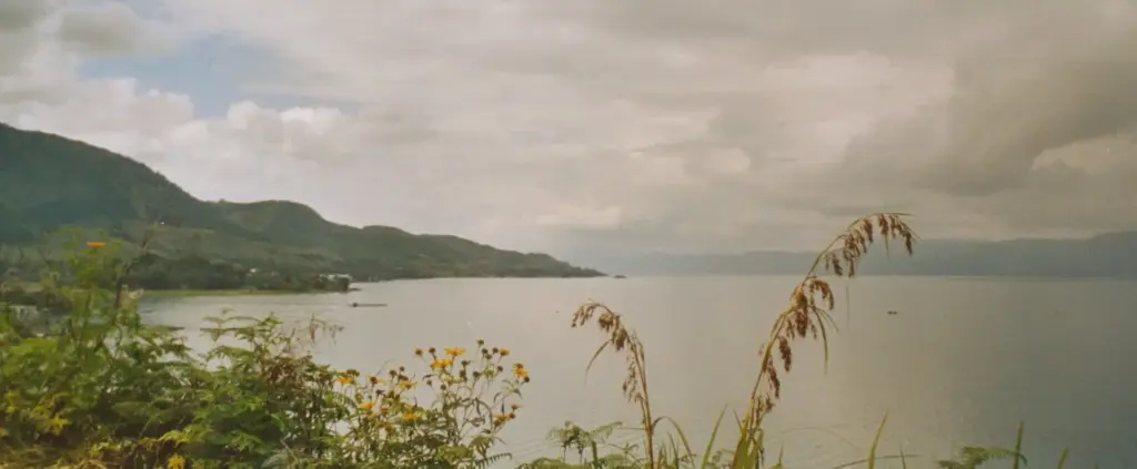 Samosir Island, Lake Toba, Sumatra, 07.12.2003