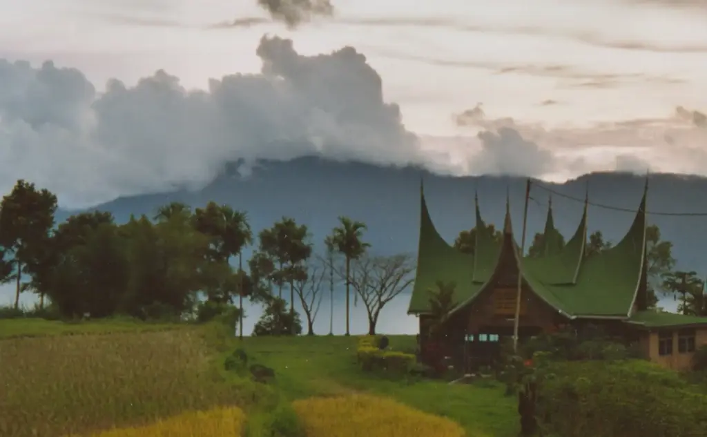 Lake Maninjau, Bukittinggi, Sumatra, 18.12.2003