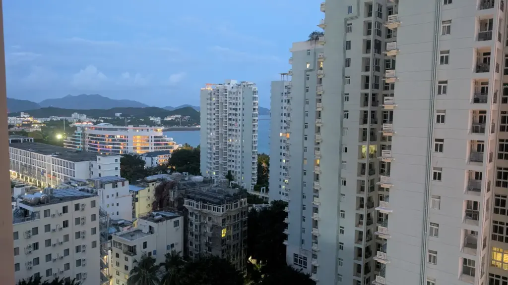 Sanya, Hainan, China - Aussicht vom Balkon, 08.06.2025