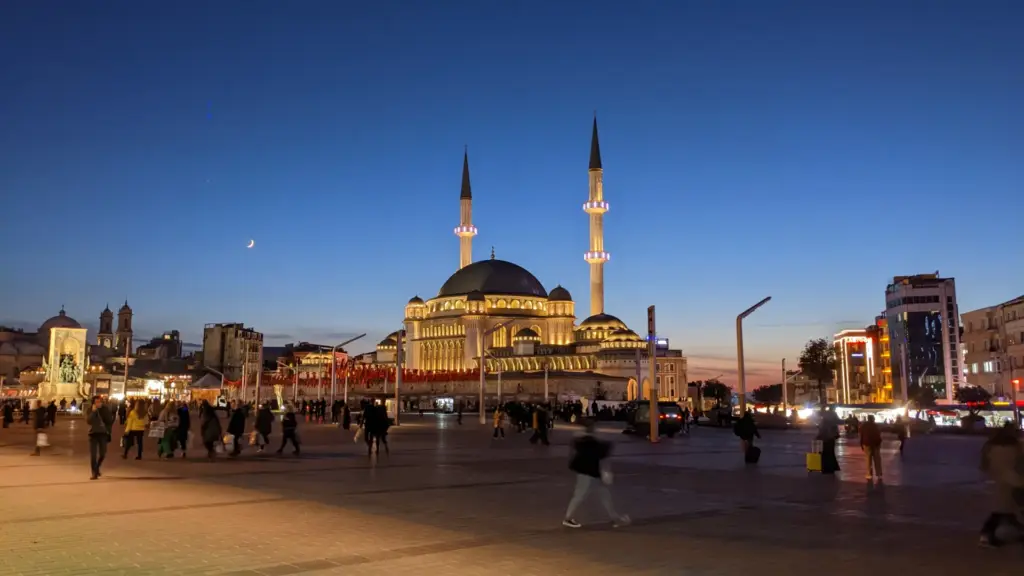 Taksim, November 2022