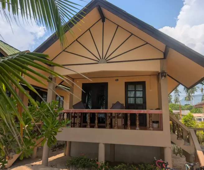 Lolita Bungalows, Maenam Beach, Koh Samui, Thailand